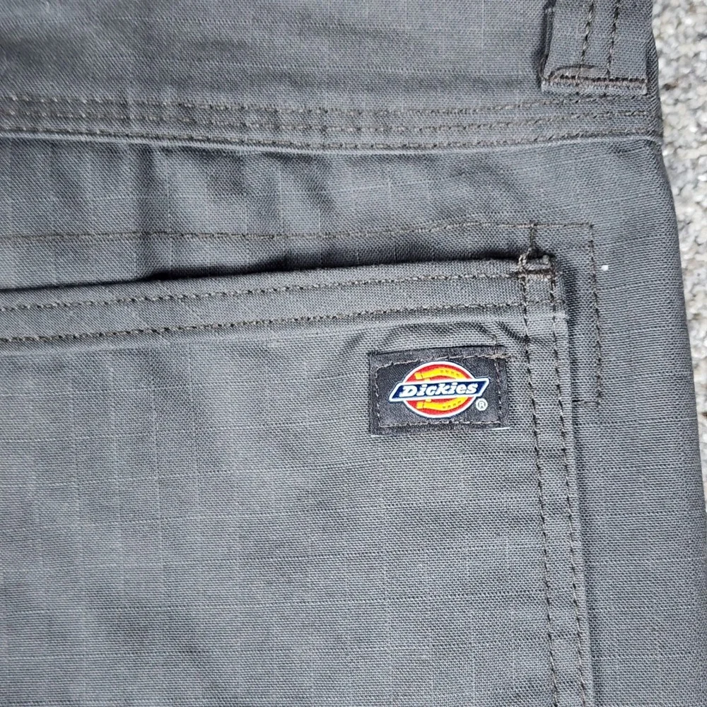 Dickies Cargo Pants Mens 30x32 Relaxed Fit Flex Ripstop Double Knee Grey NWOT